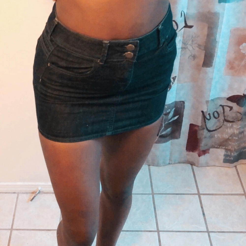 OLD NAVY dark jean mini skirt